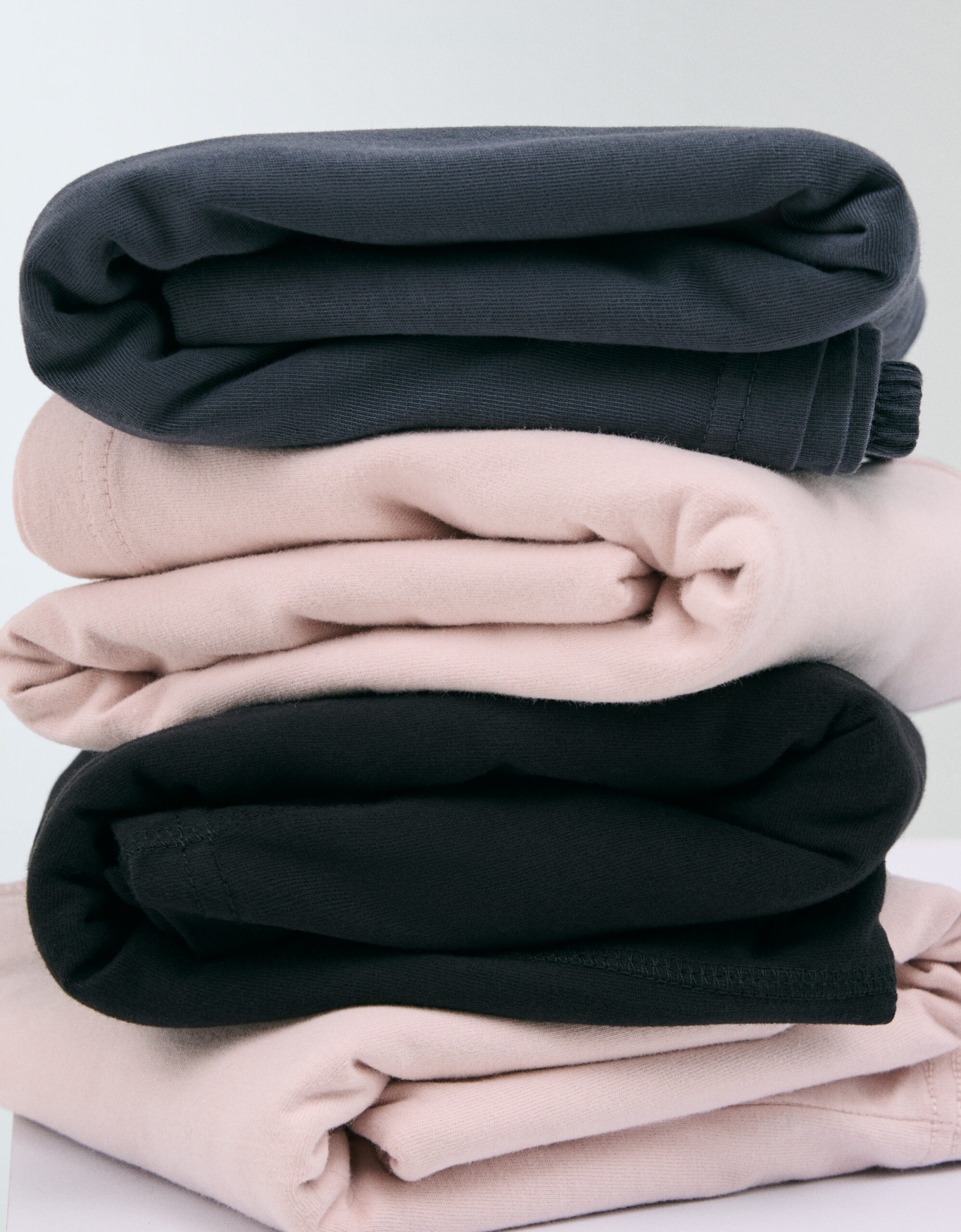Bershka BSK Teen BASICS — look de la colección juvenil