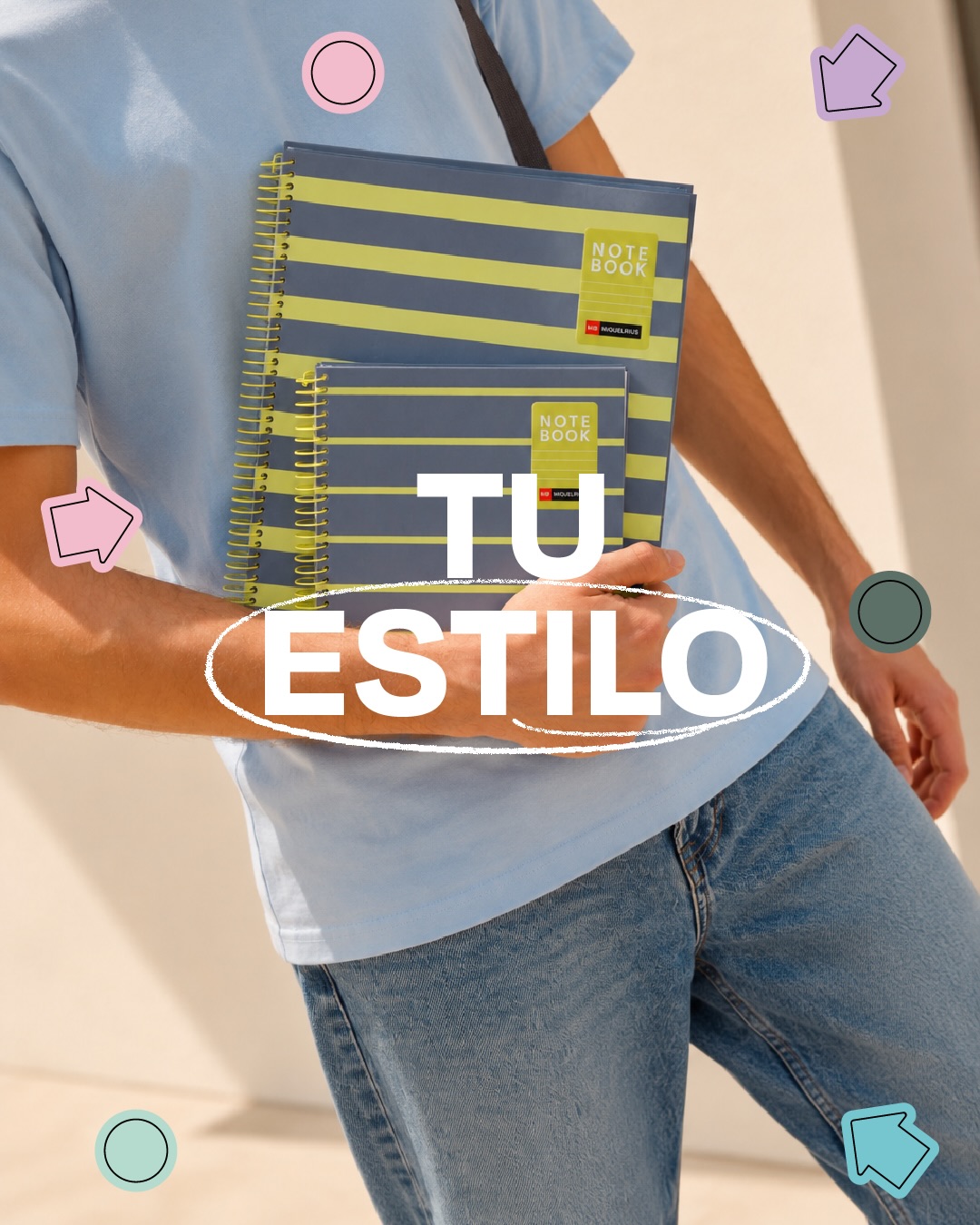 It's a Match — notebook amarillo Miquel Rius x APLI en lifestyle