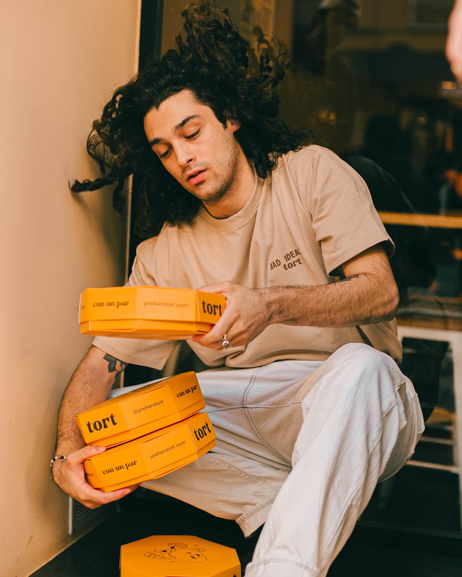 Bad Ideas × Tort — colaboración y cápsula